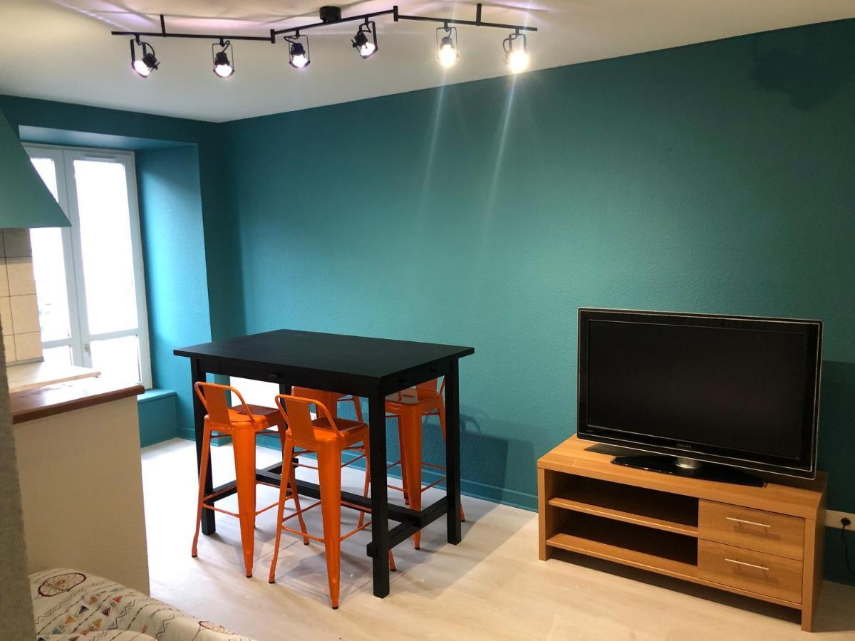 Appartement Porte Du Cantal Massiac Kültér fotó